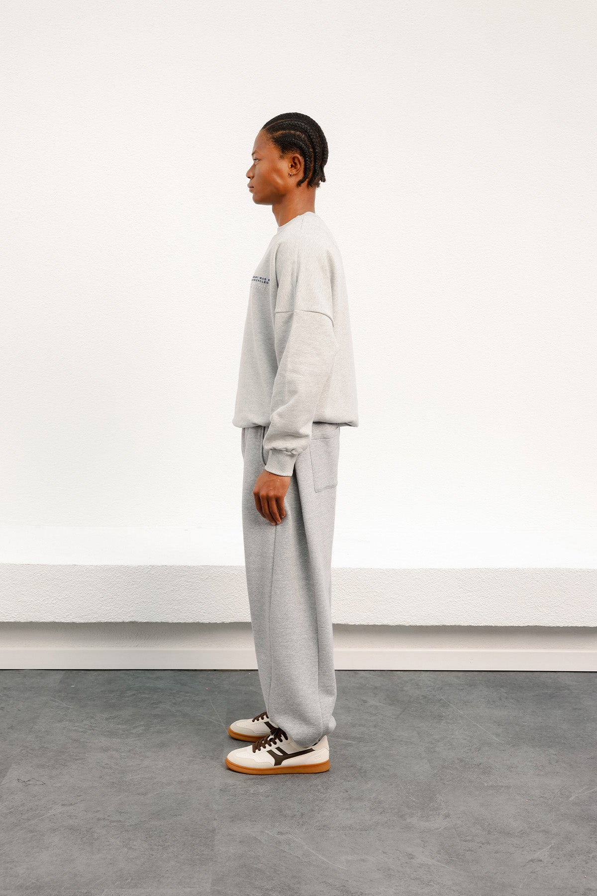 BARI GREY SWEATSHIRT