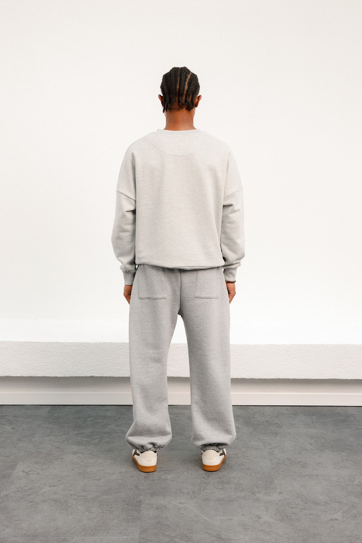 BARI GREY SWEATSHIRT