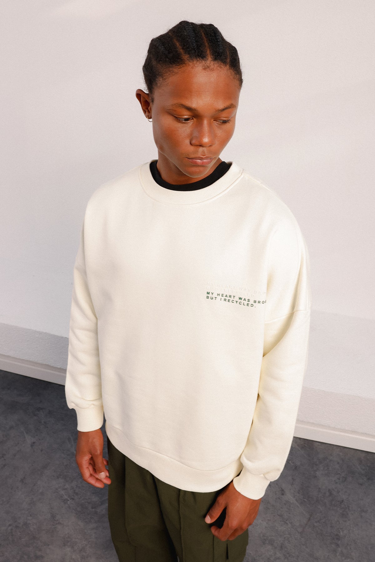 BARI WHITE SWEATSHIRT