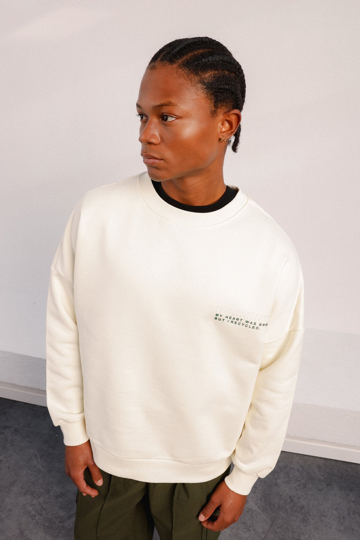 BARI WHITE SWEATSHIRT