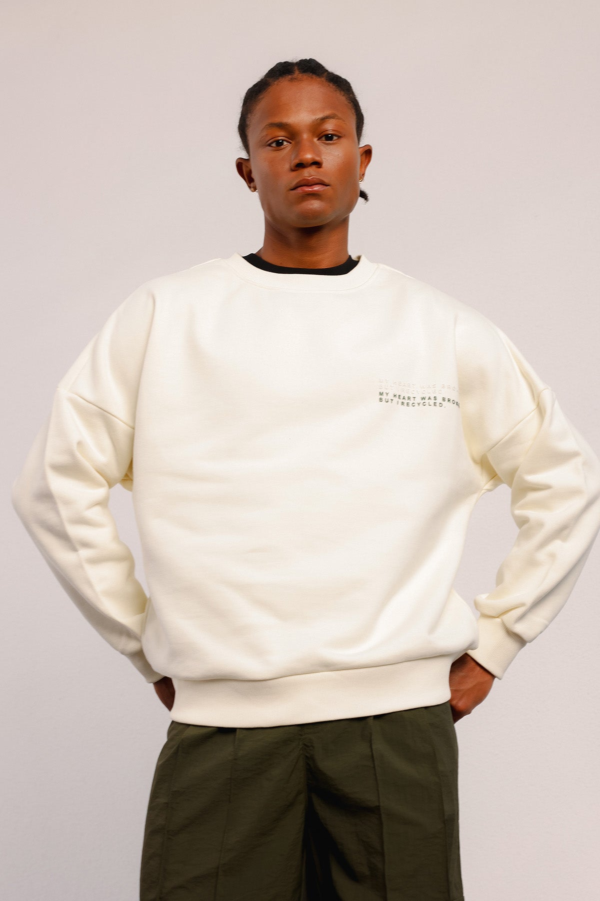 BARI WHITE SWEATSHIRT