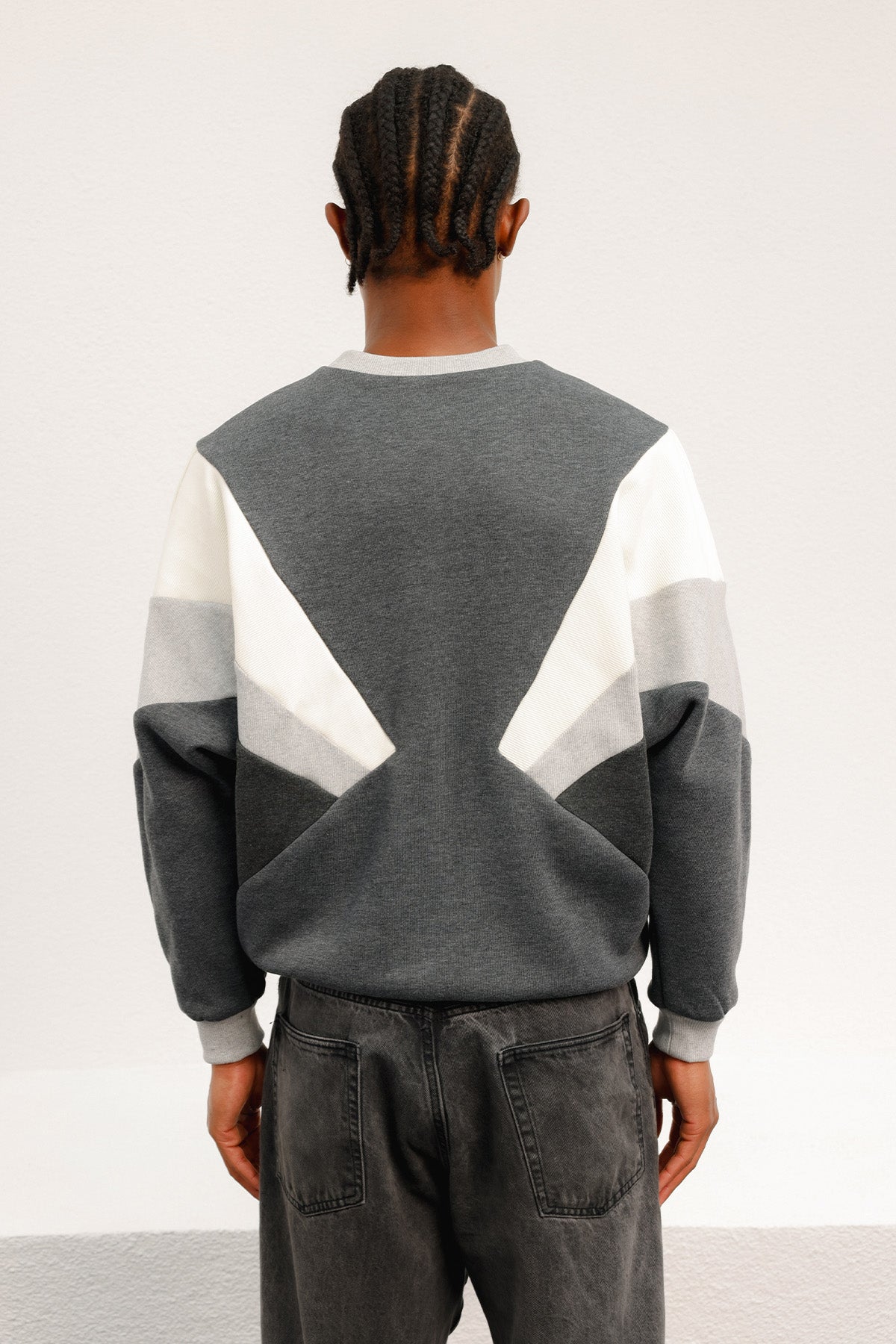 OSAKA SWEATSHIRT