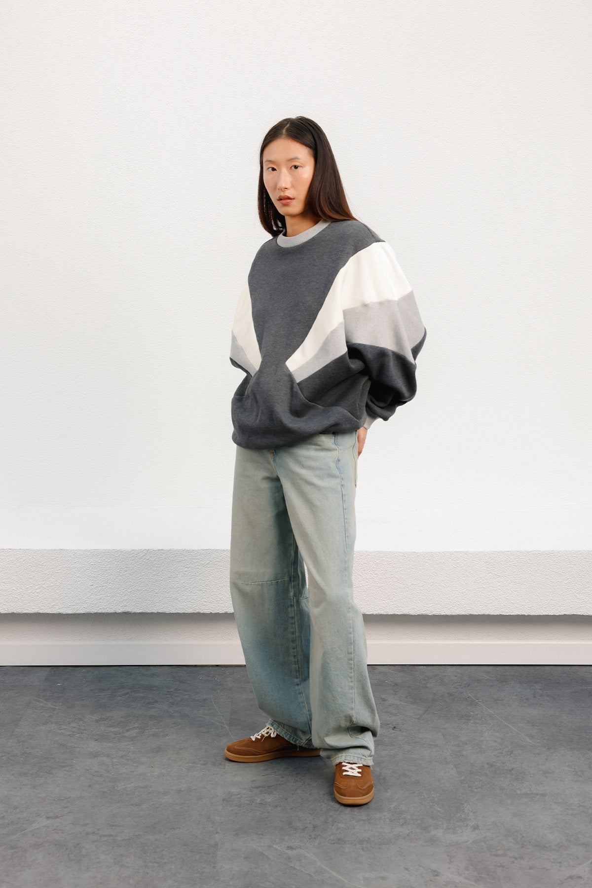 OSAKA SWEATSHIRT