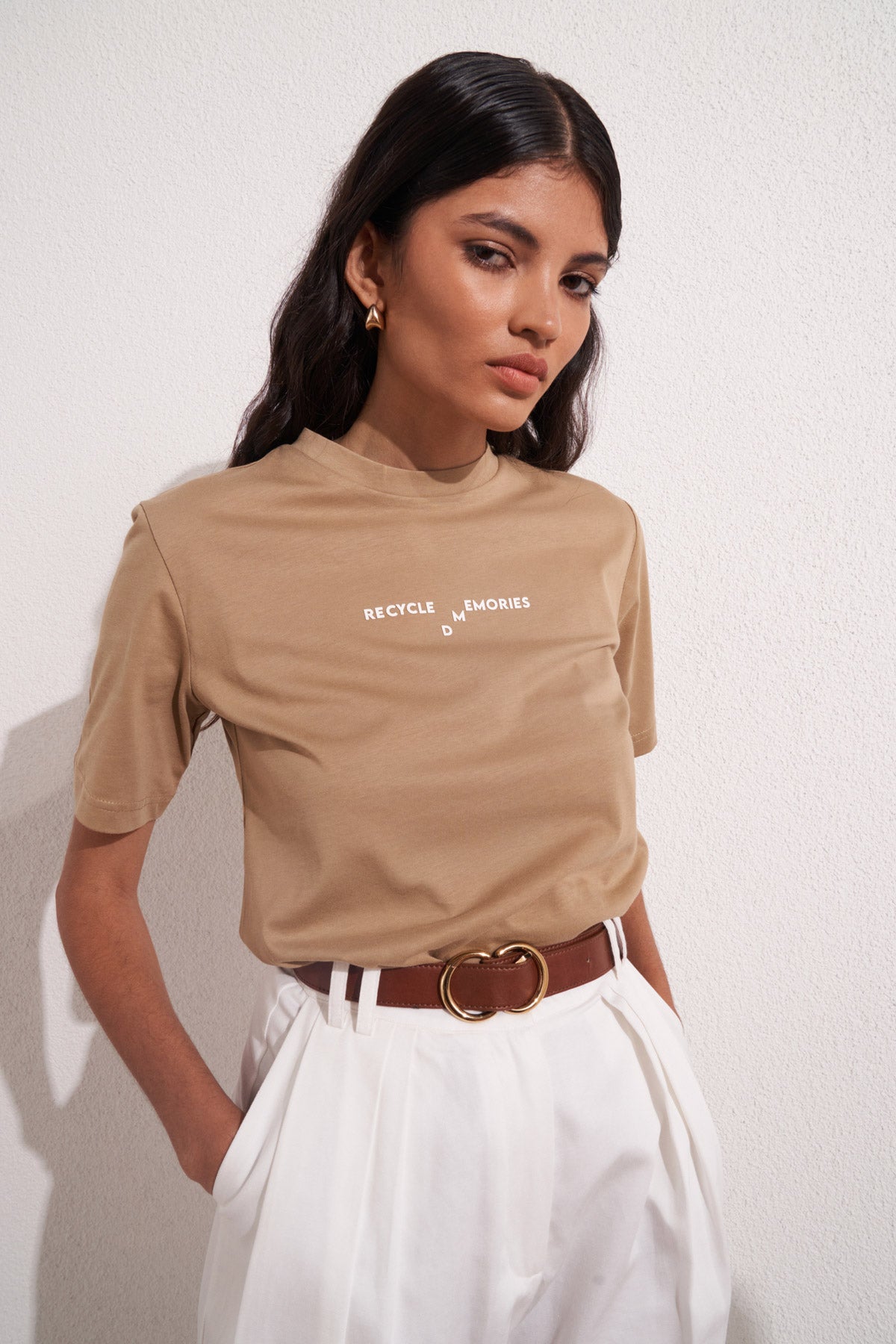 VIVUS T-SHIRT - BEIGE