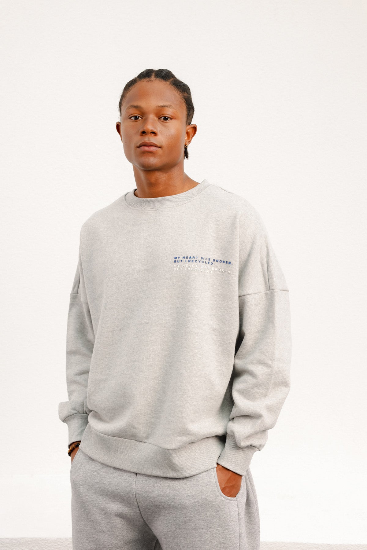 BARI GREY SWEATSHIRT