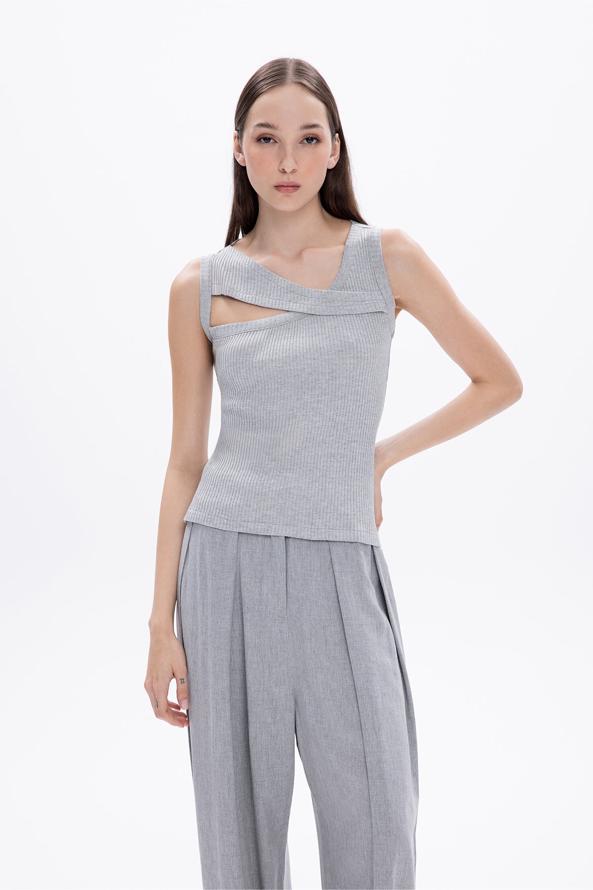 KUAN TOP