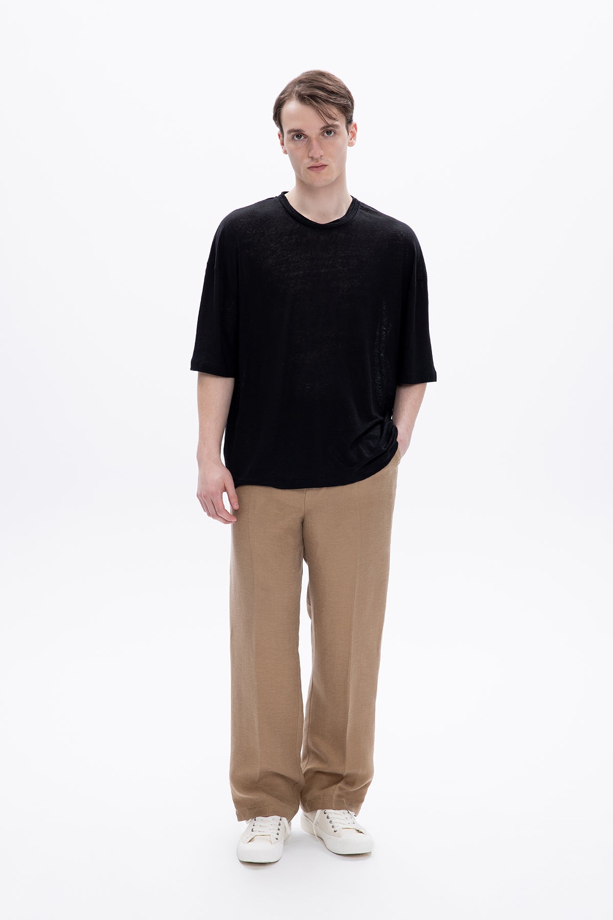 HOLGER BLACK T-SHIRT