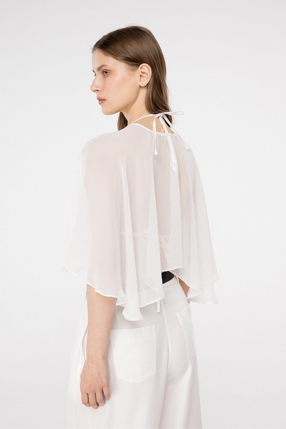 PELY WHITE PELERIN