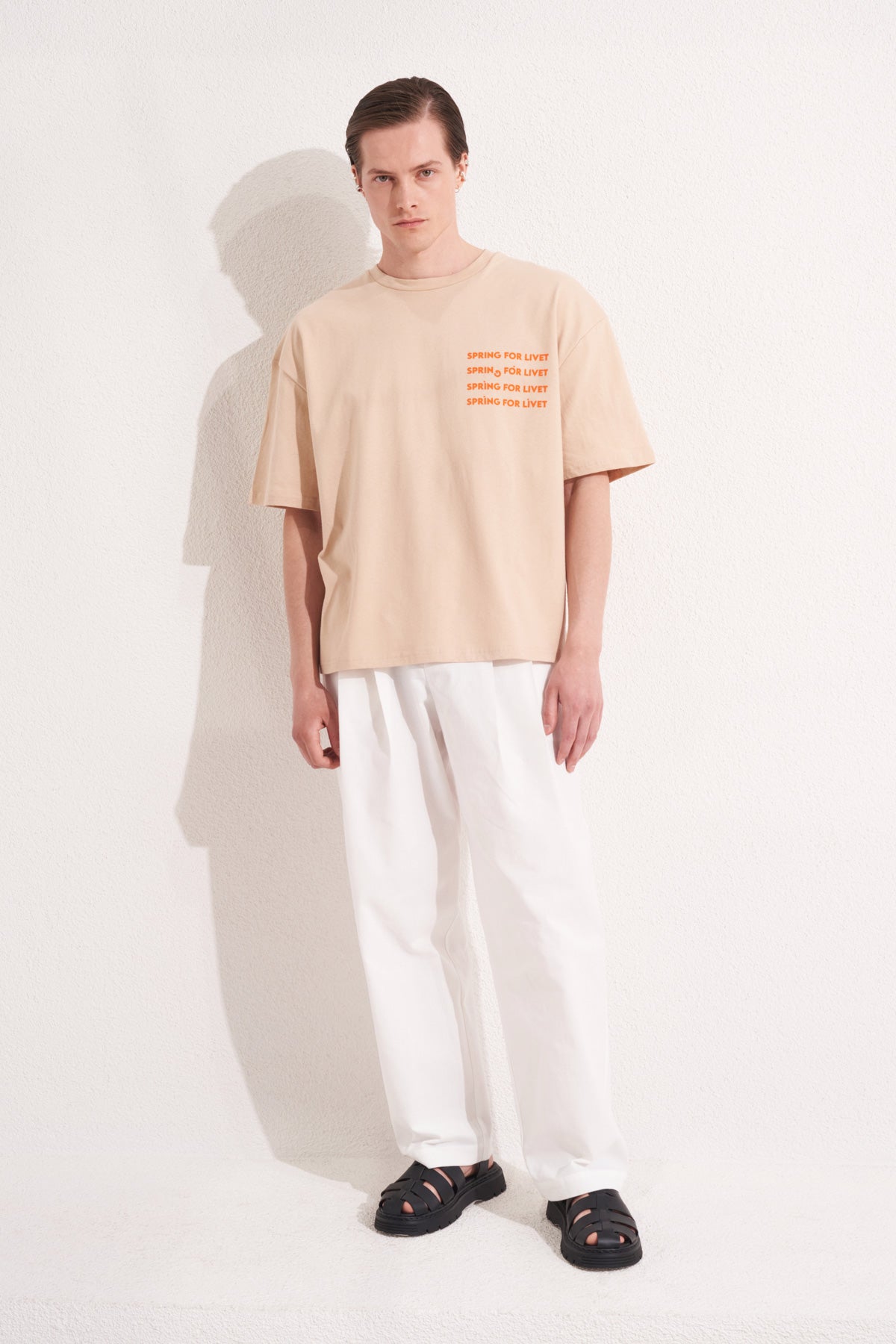 LIVET T-SHIRT - BEIGE