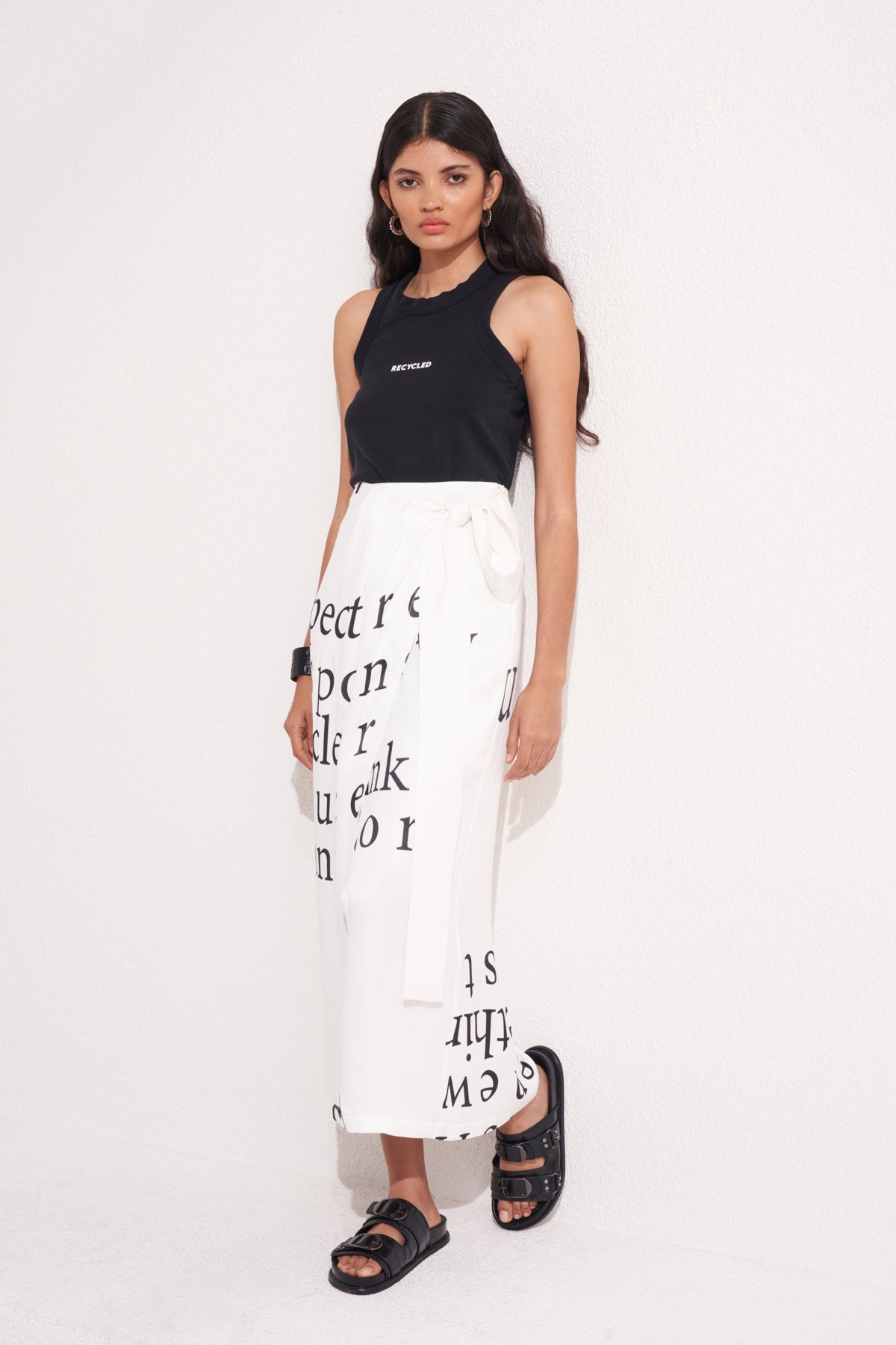 RESPECT SKIRT - WHITE